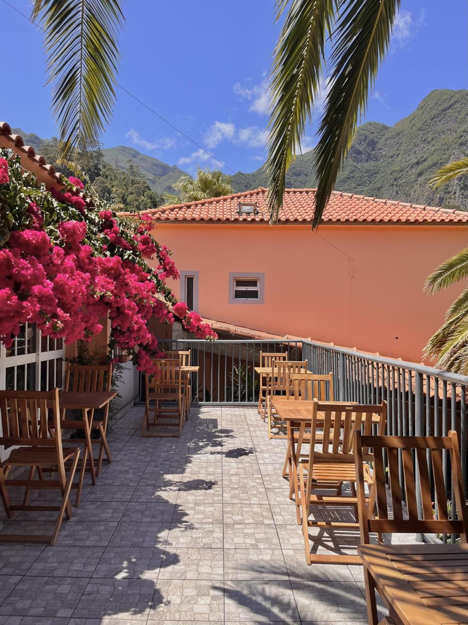 Gardens Guest House São Vicente 外观 照片